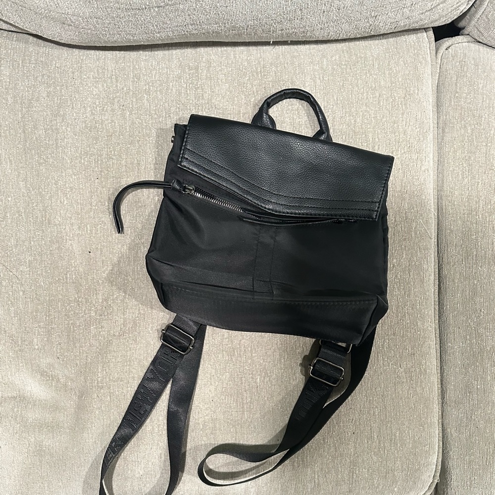 BOTKIER New York Black Nylon Mini Trigger Backpack, Like New!